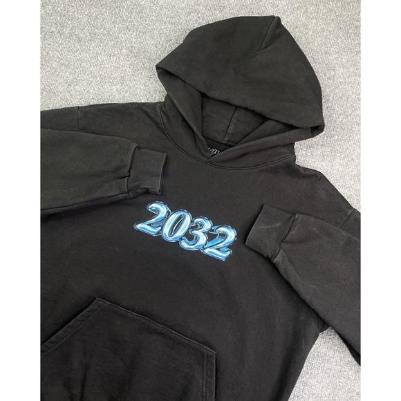 Bad Bunny el ultimo tour del mundo 2032 Hoodie Rare Large